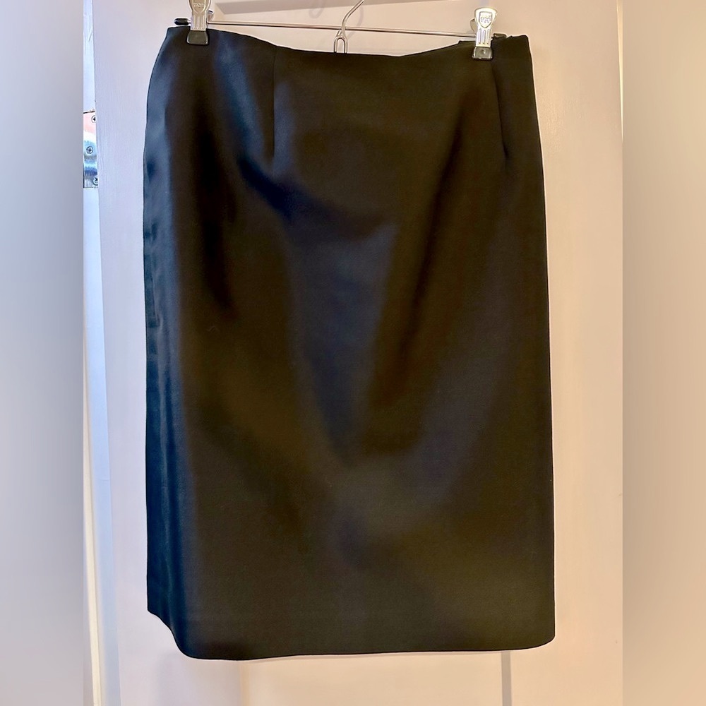 Beautifully simple silk blend skirt, a dressy staple you can wear year round.